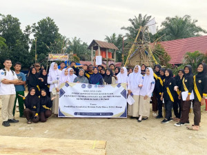 Kolaborasi Pengabdian Masyarakat Dosen bersama HIMA & UKM Prodi Administrasi Kesehatan